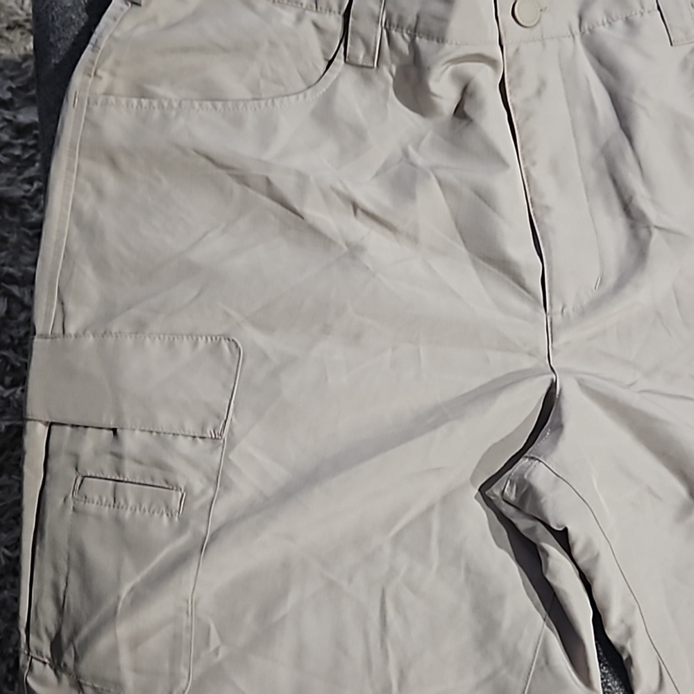 Field & Stream Shorts - Picture 3 of 6